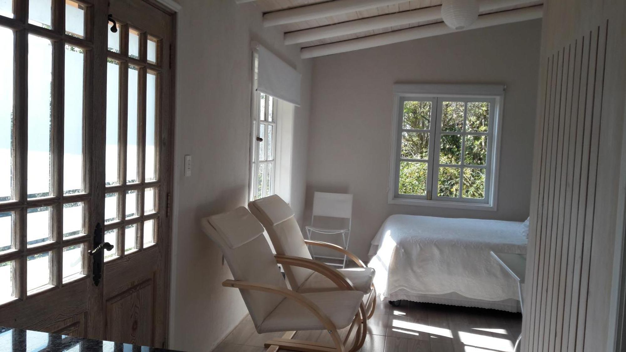 Cabana De Adobe En Lago Rapel Exterior photo