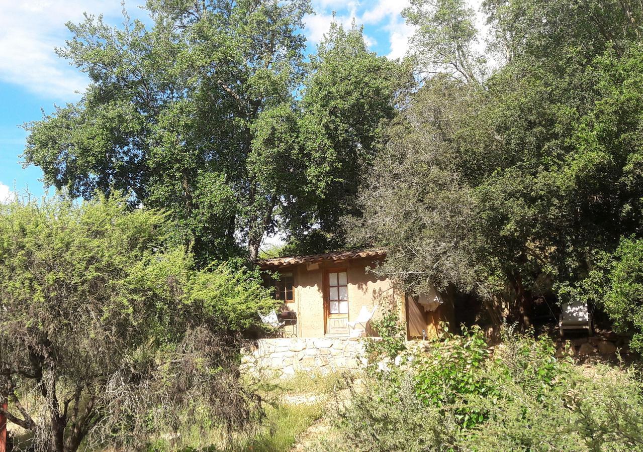 Cabana De Adobe En Lago Rapel Exterior photo